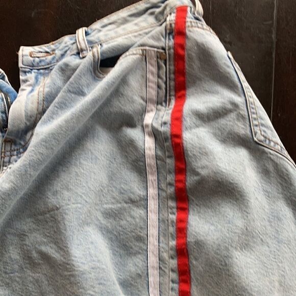 Kendall and Kylie denim frayed micro miniskirt red white side ribbons Zip 28 - Picture 7 of 14